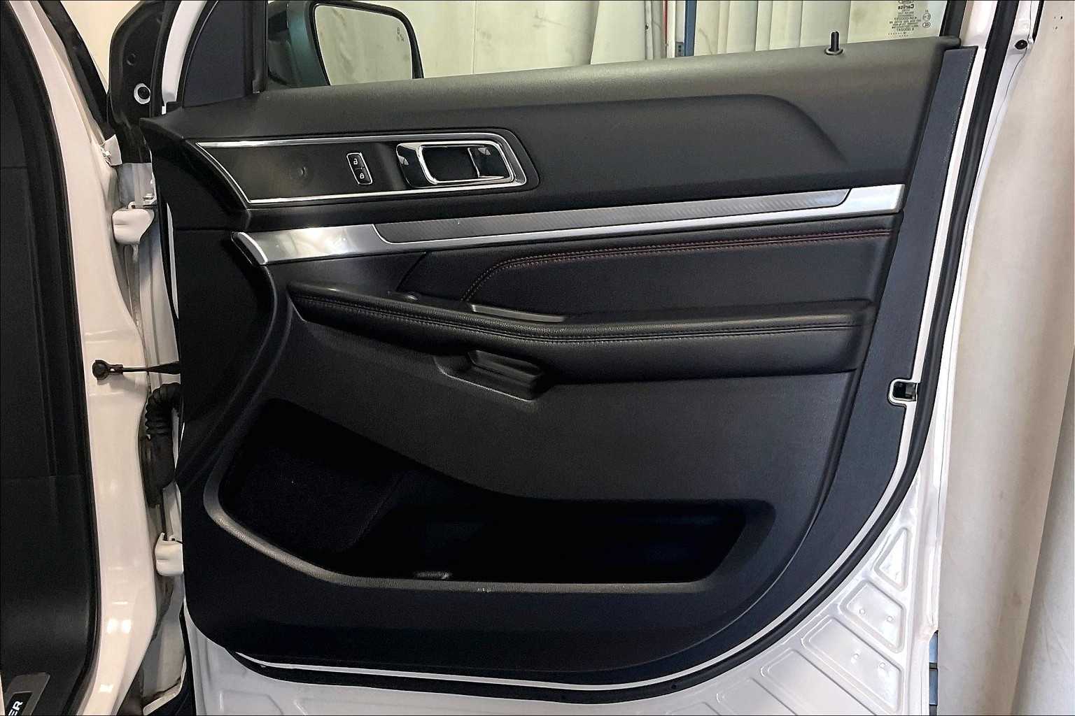 2018 Ford Explorer Sport - Photo 12