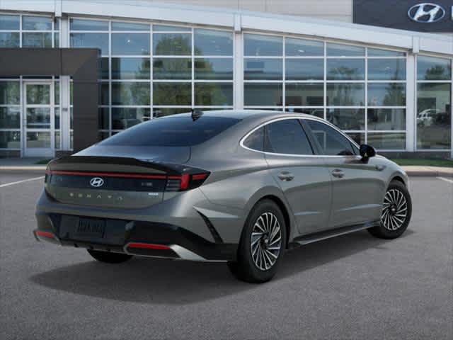 2025 Hyundai Sonata Hybrid SEL - Photo 4