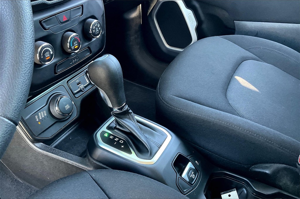 2020 Jeep Renegade Sport - Photo 19