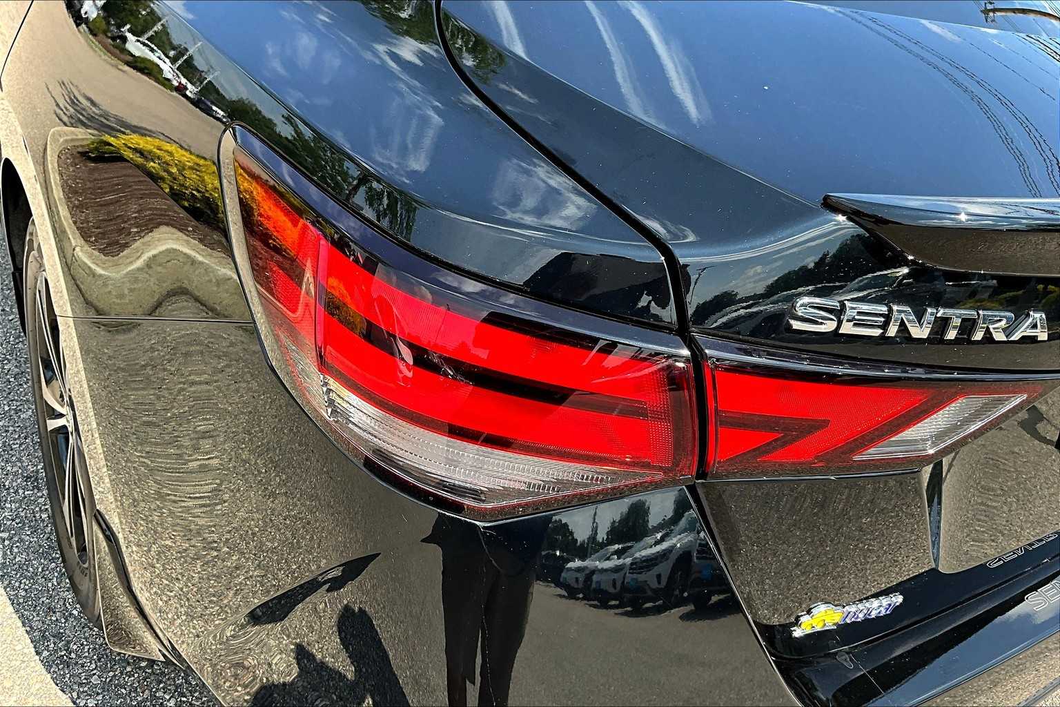 2022 Nissan Sentra SV - Photo 31