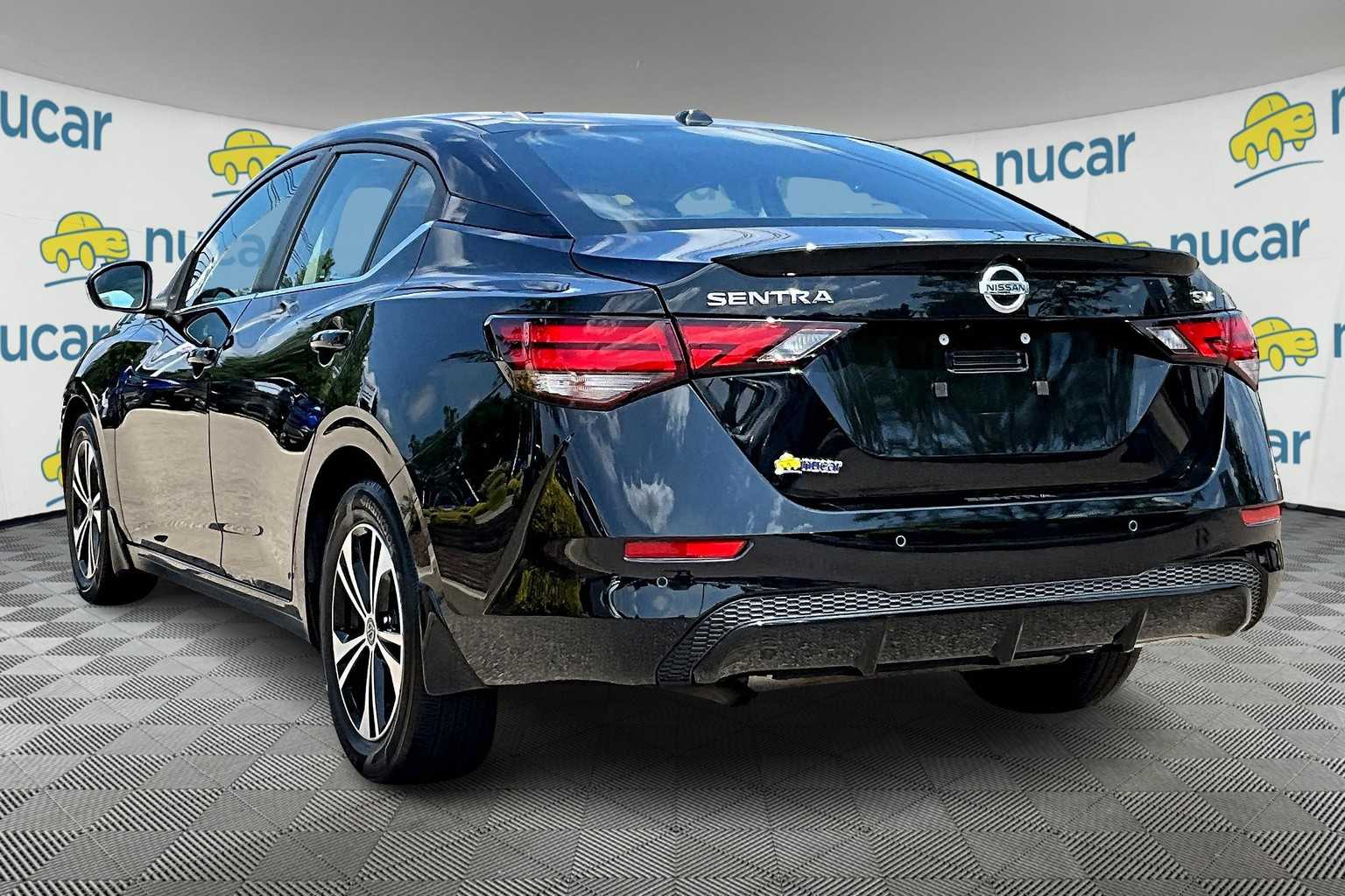 2022 Nissan Sentra SV - Photo 4