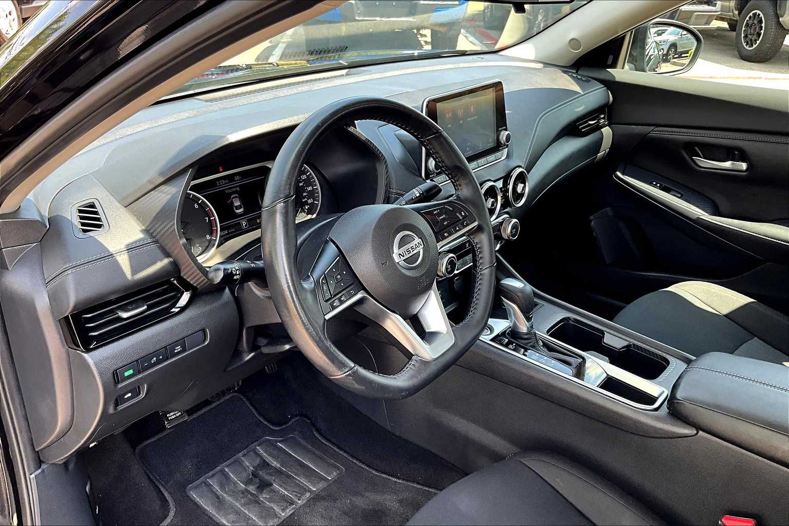 2022 Nissan Sentra SV - Photo 8