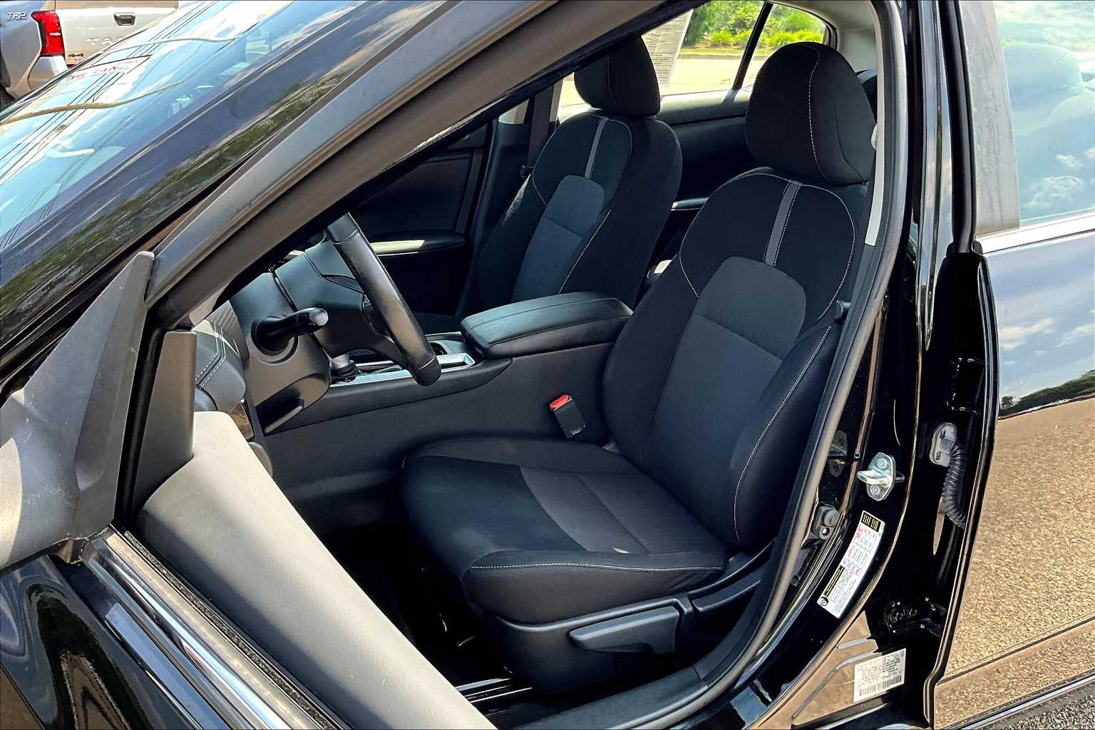 2022 Nissan Sentra SV - Photo 10
