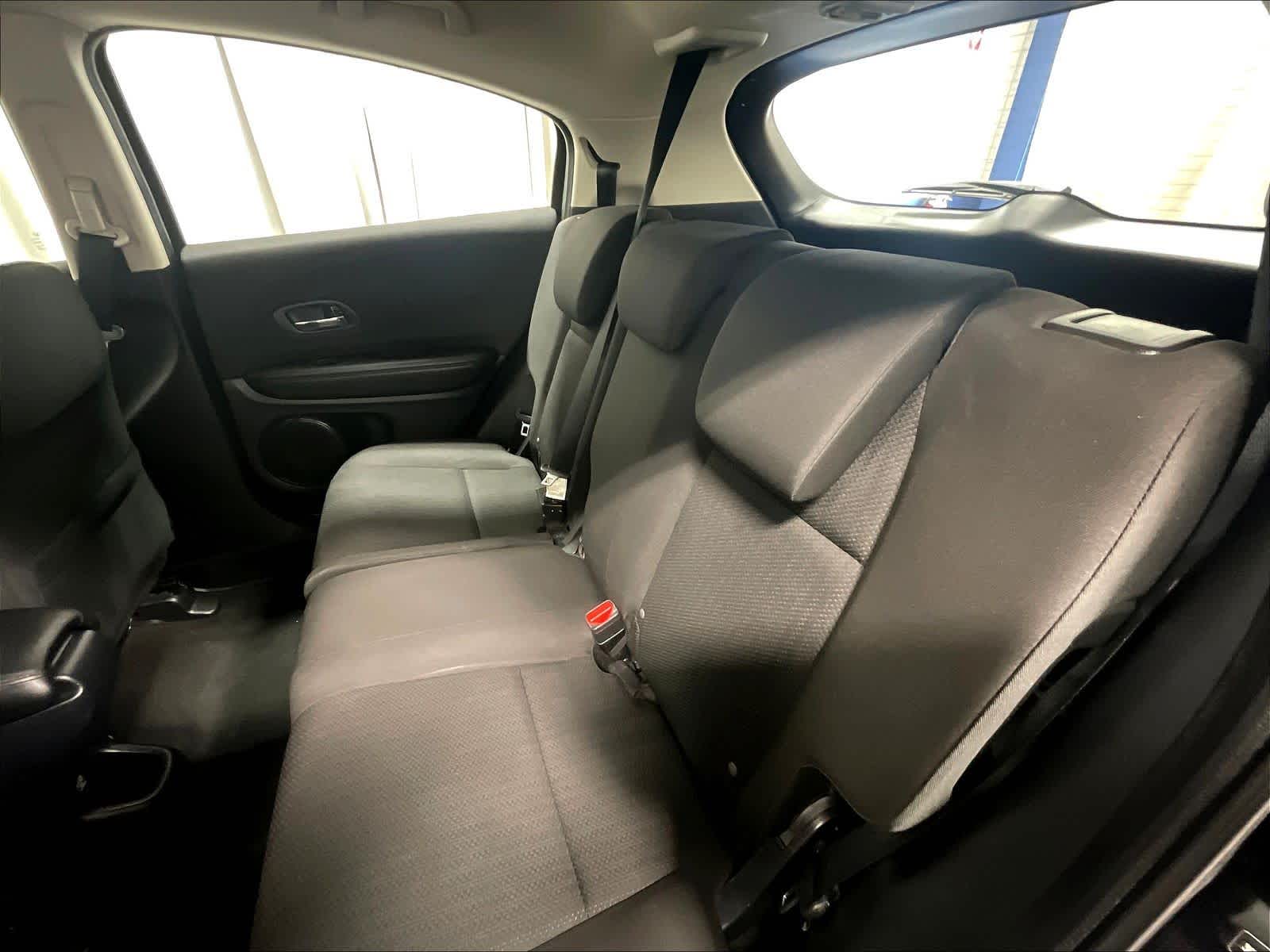 2018 Honda HR-V LX - Photo 15