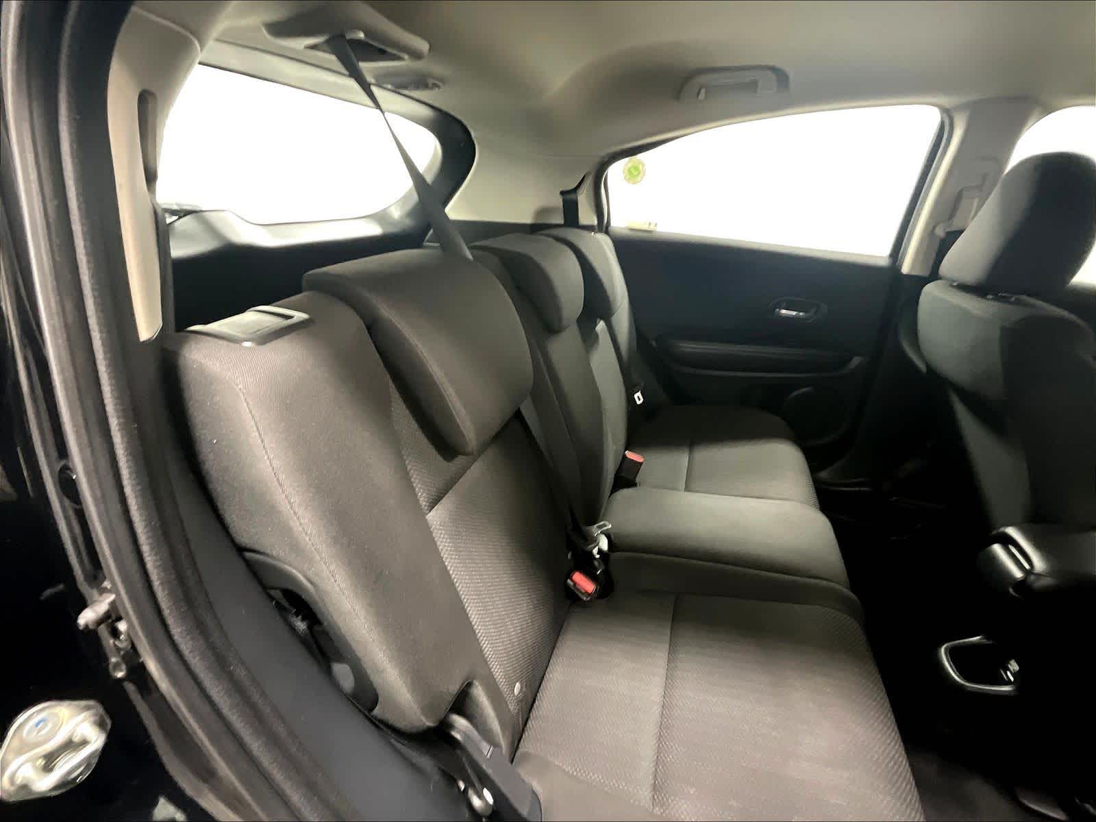 2018 Honda HR-V LX - Photo 16