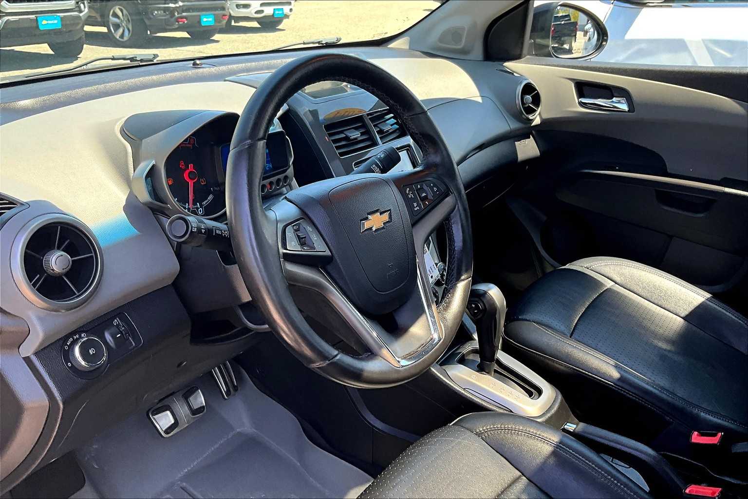 2014 Chevrolet Sonic LTZ - Photo 5