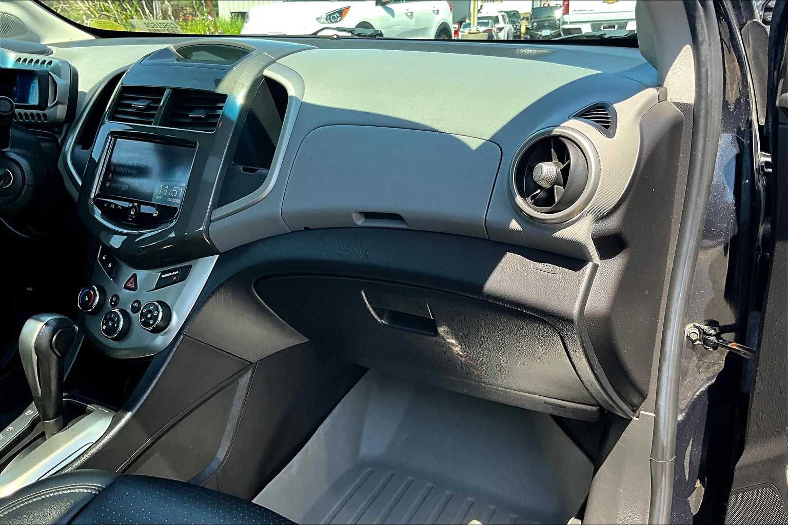 2014 Chevrolet Sonic LTZ - Photo 7