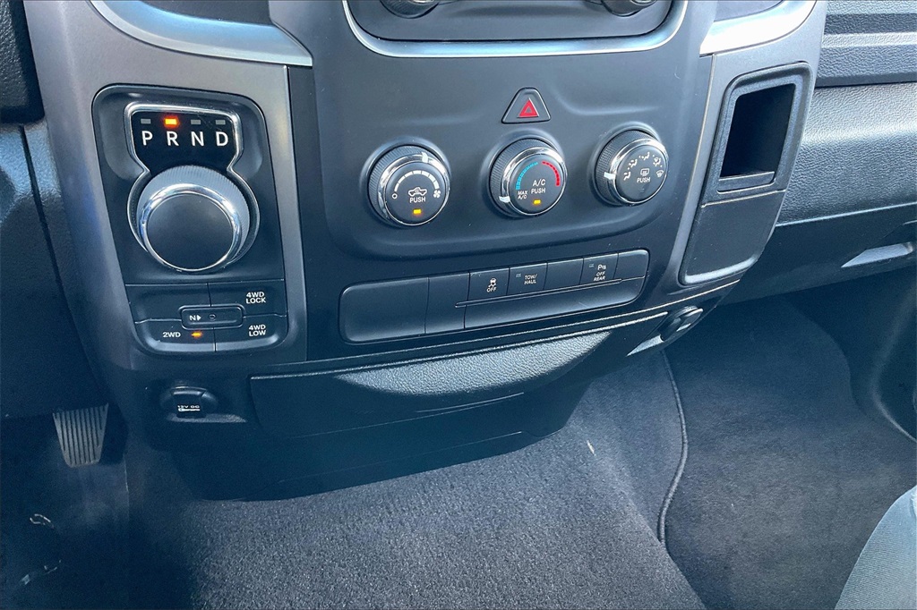 2022 Ram 1500 Classic Warlock - Photo 24