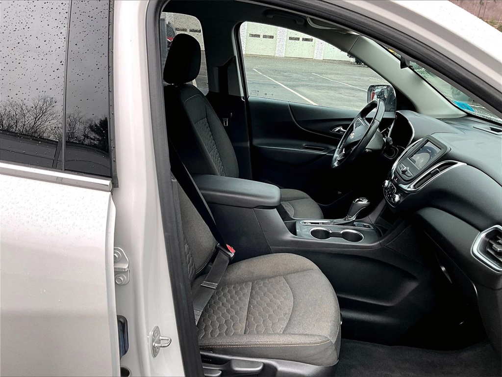 2020 Chevrolet Equinox LT - Photo 11