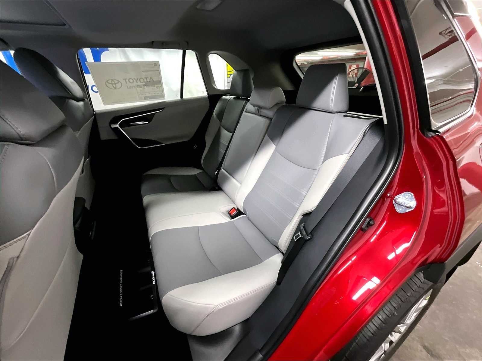 2025 Toyota RAV4 Limited - Photo 15
