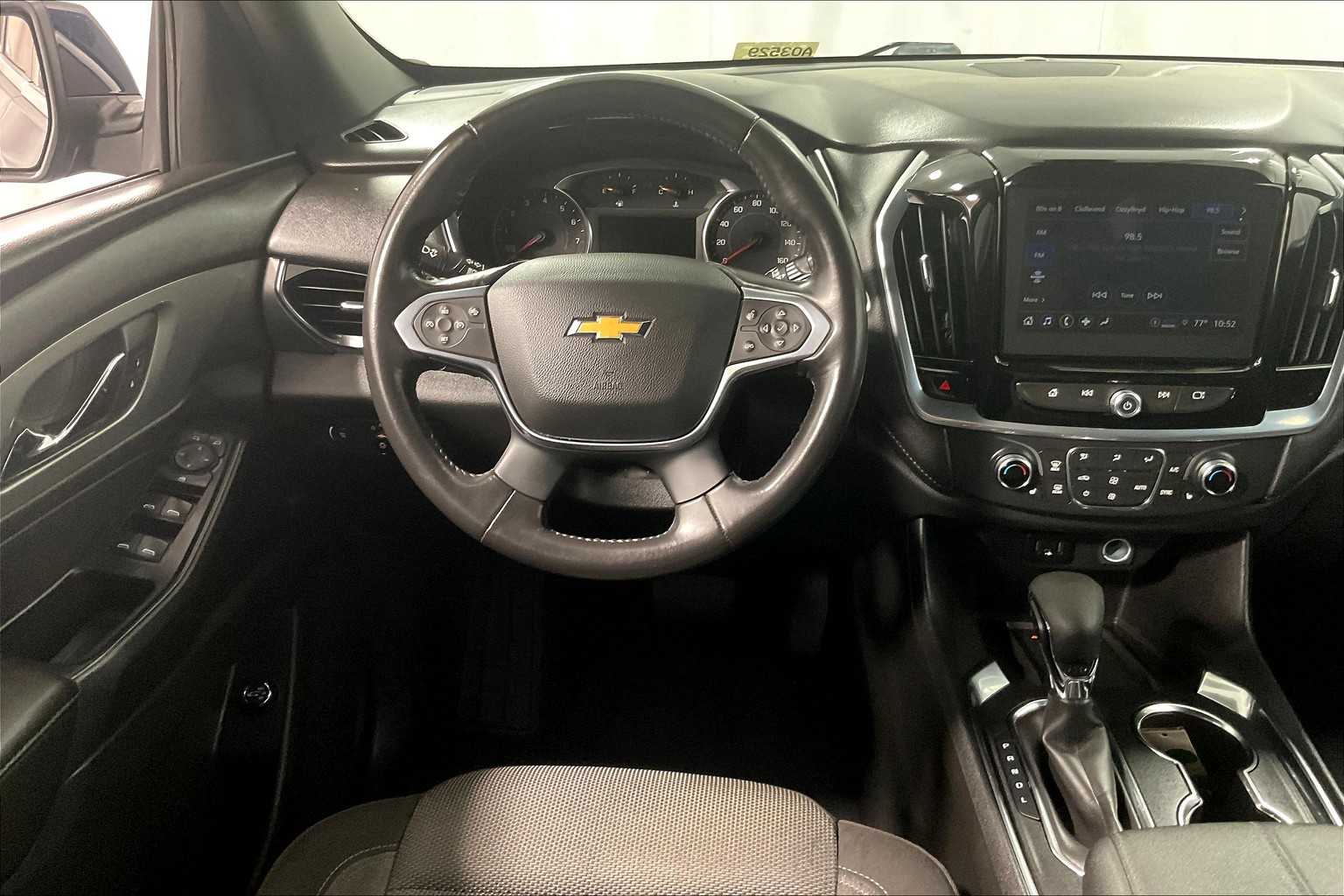 2022 Chevrolet Traverse LT Cloth - Photo 17