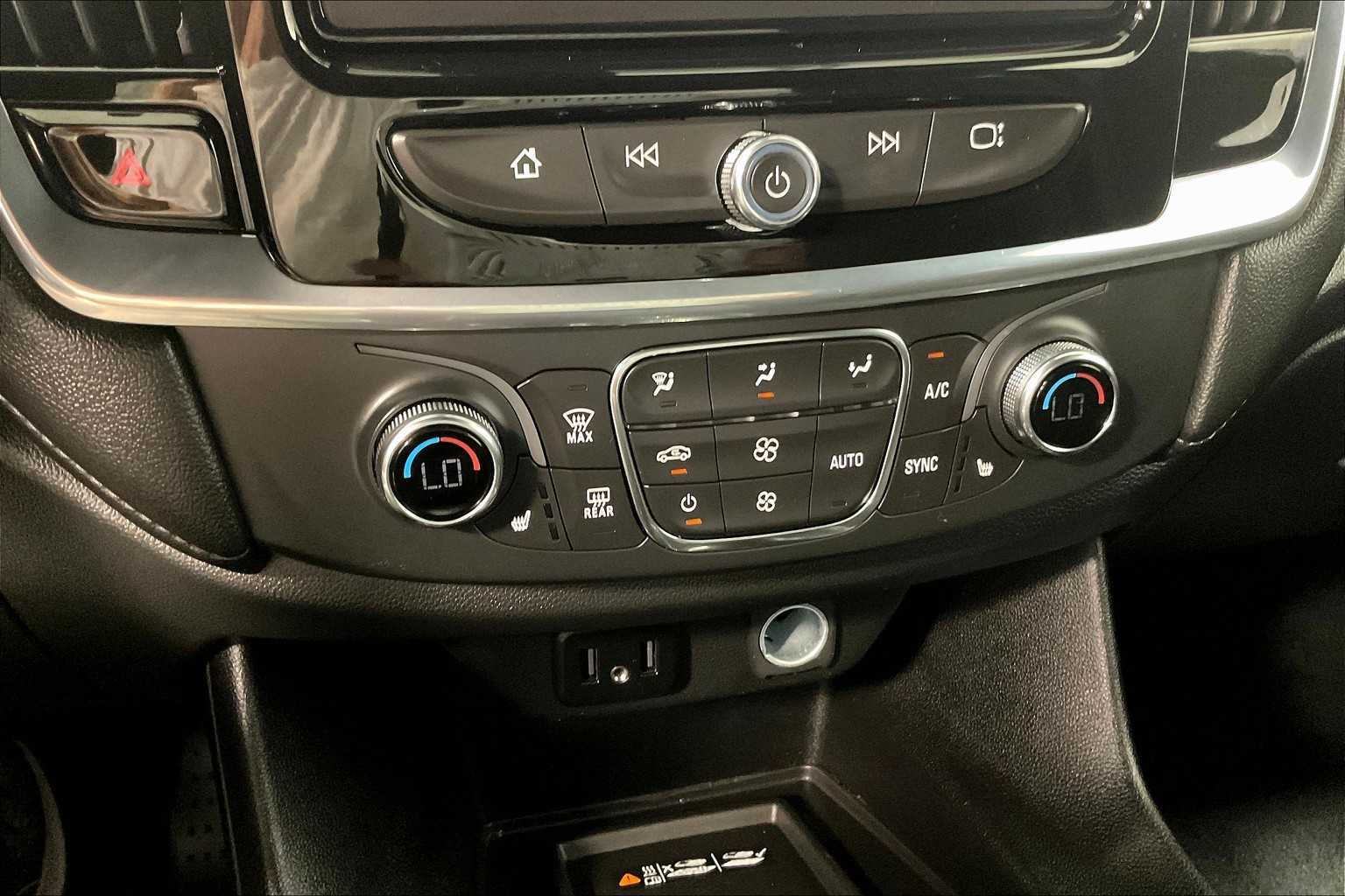 2022 Chevrolet Traverse LT Cloth - Photo 25