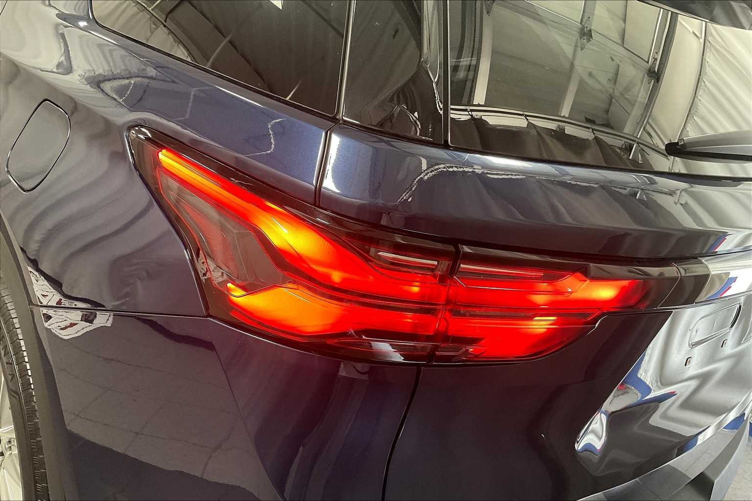 2022 Chevrolet Traverse LT Cloth - Photo 33