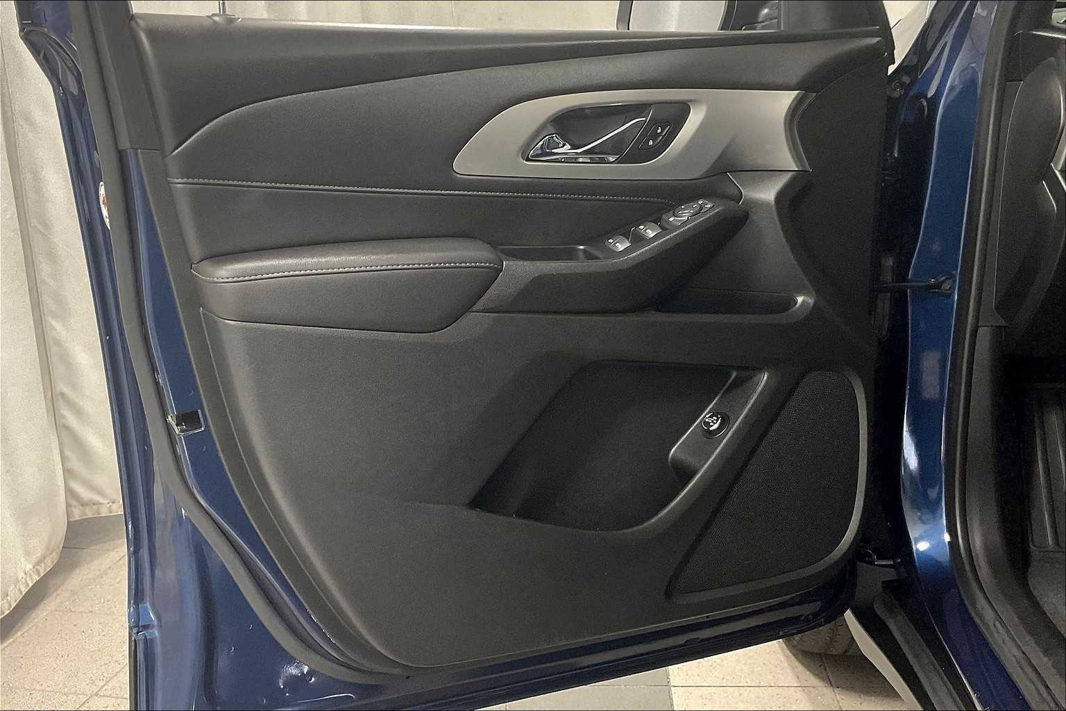2022 Chevrolet Traverse LT Cloth - Photo 9