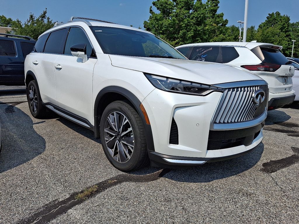 2026 INFINITI QX60 LUXE