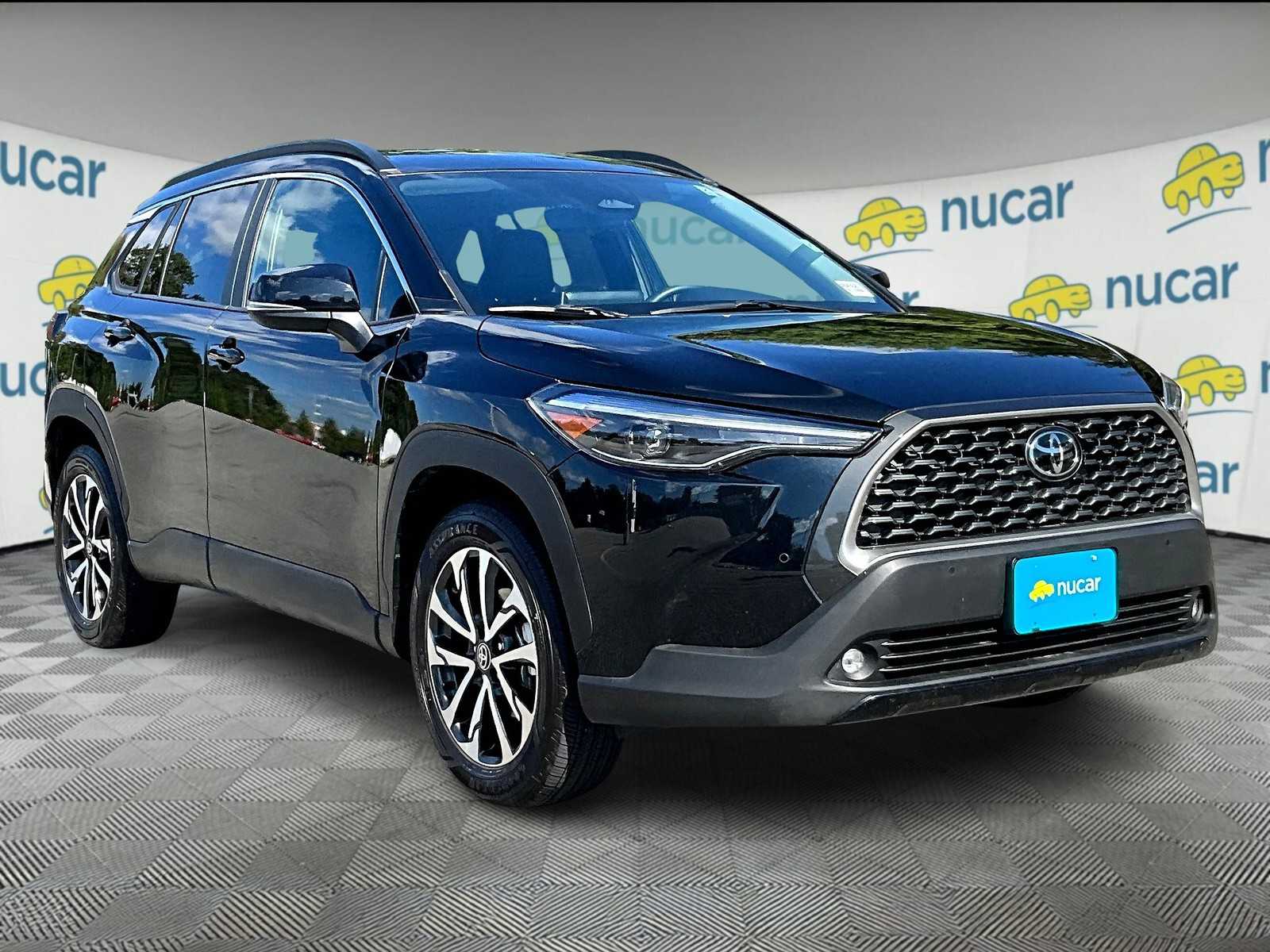 2025 Toyota Corolla Cross XLE