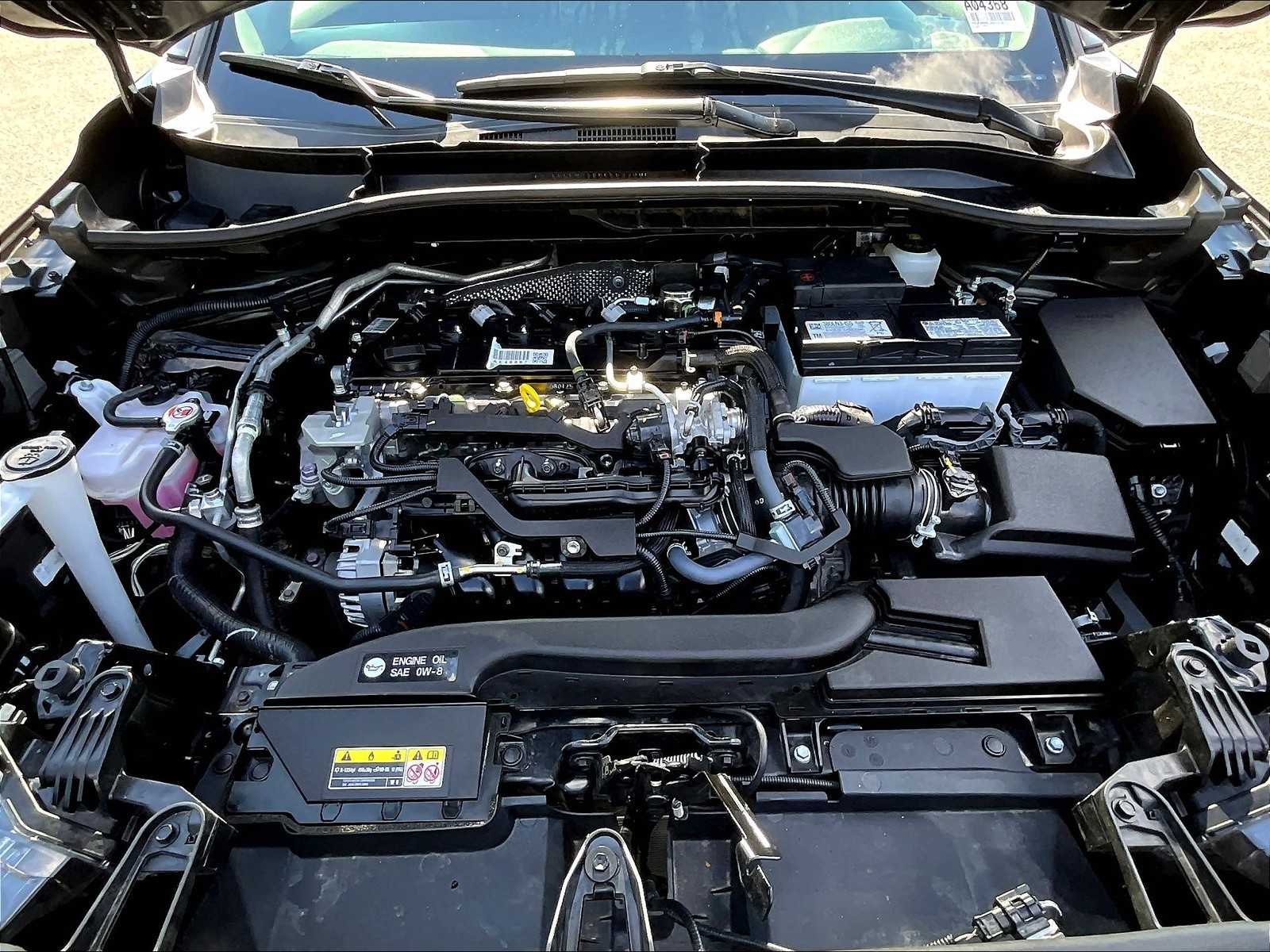 2025 Toyota Corolla Cross XLE - Photo 30