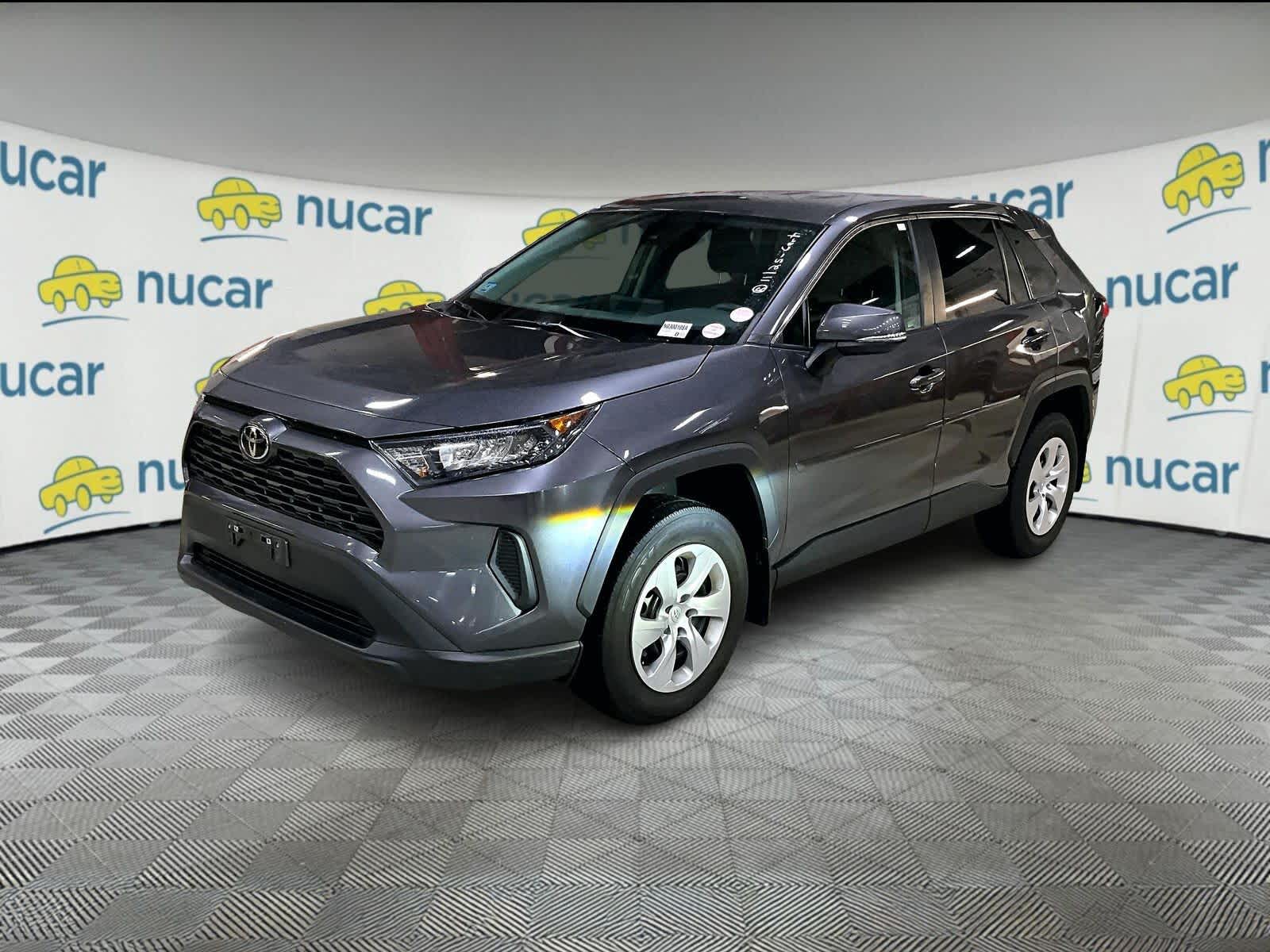 2022 Toyota RAV4 LE - Photo 2