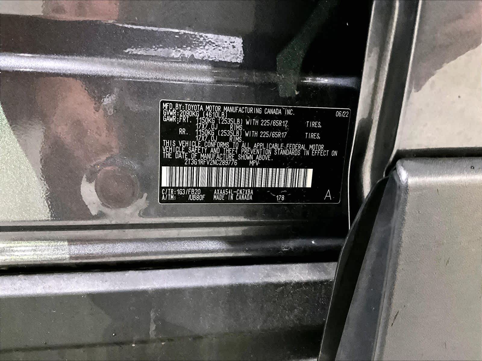 2022 Toyota RAV4 LE - Photo 6