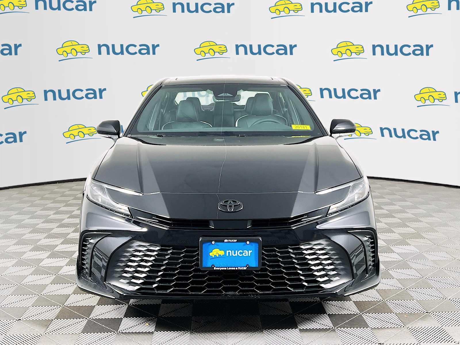 2026 Toyota Camry SE - Photo 2