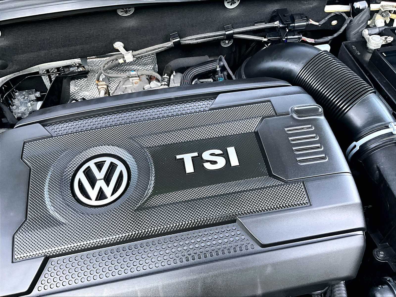 2021 Volkswagen Golf GTI SE - Photo 35