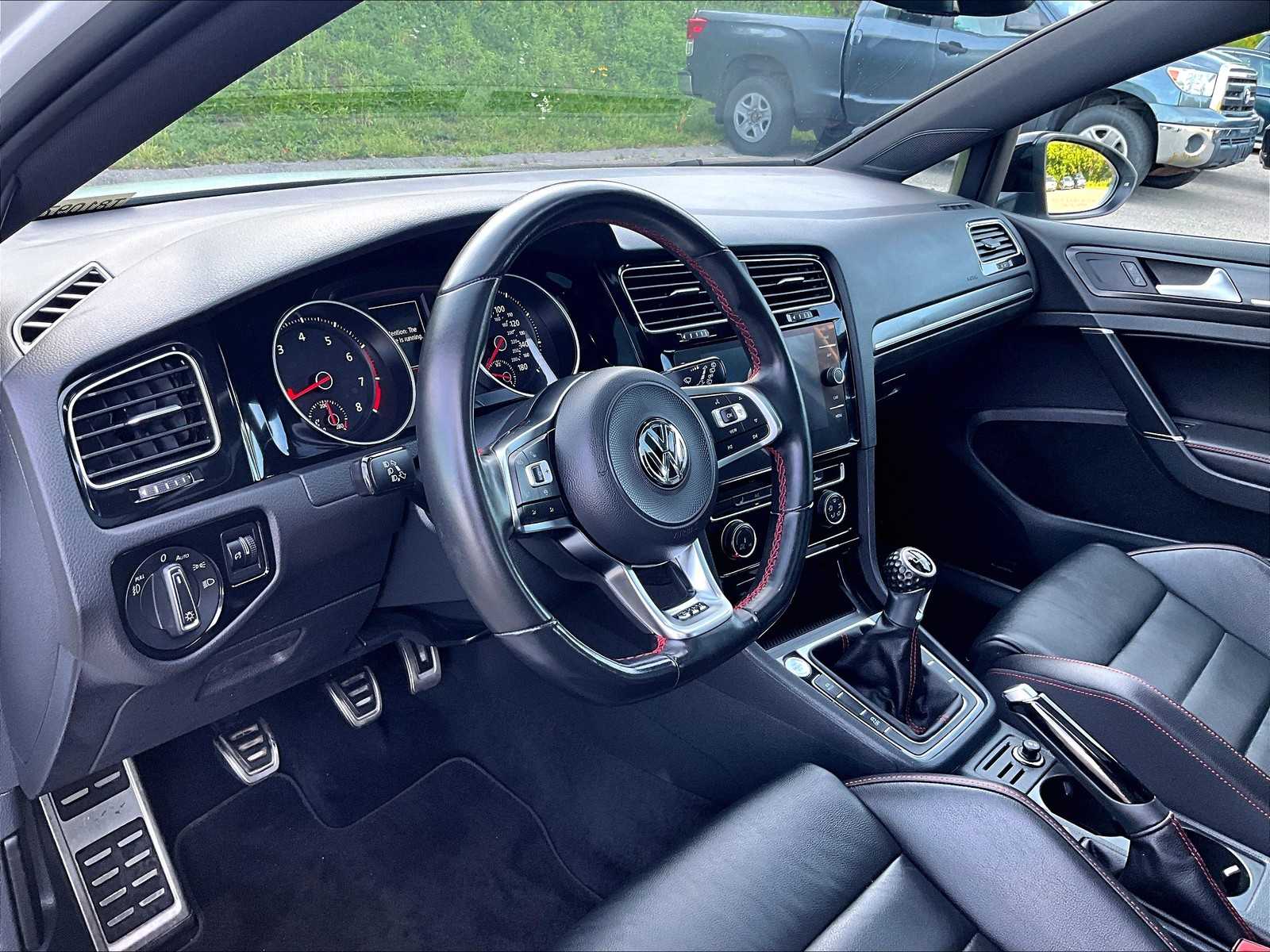2021 Volkswagen Golf GTI SE - Photo 8