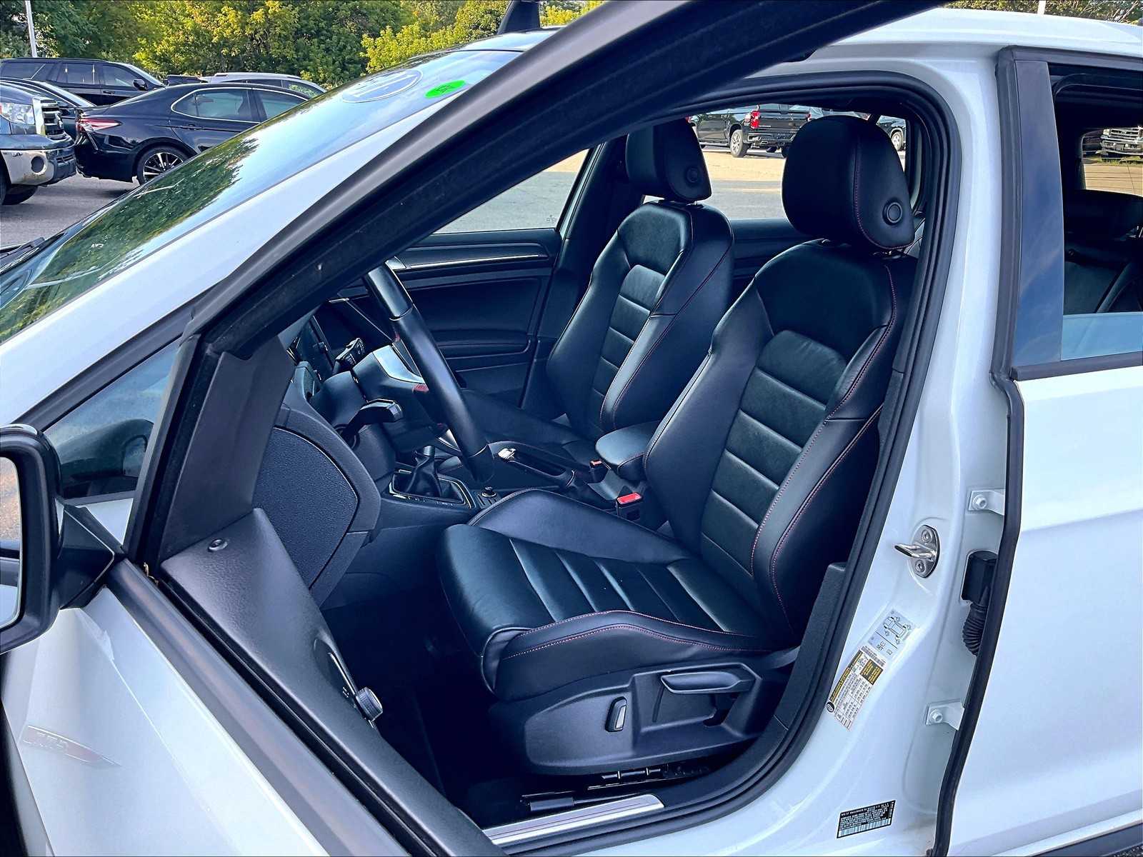2021 Volkswagen Golf GTI SE - Photo 10