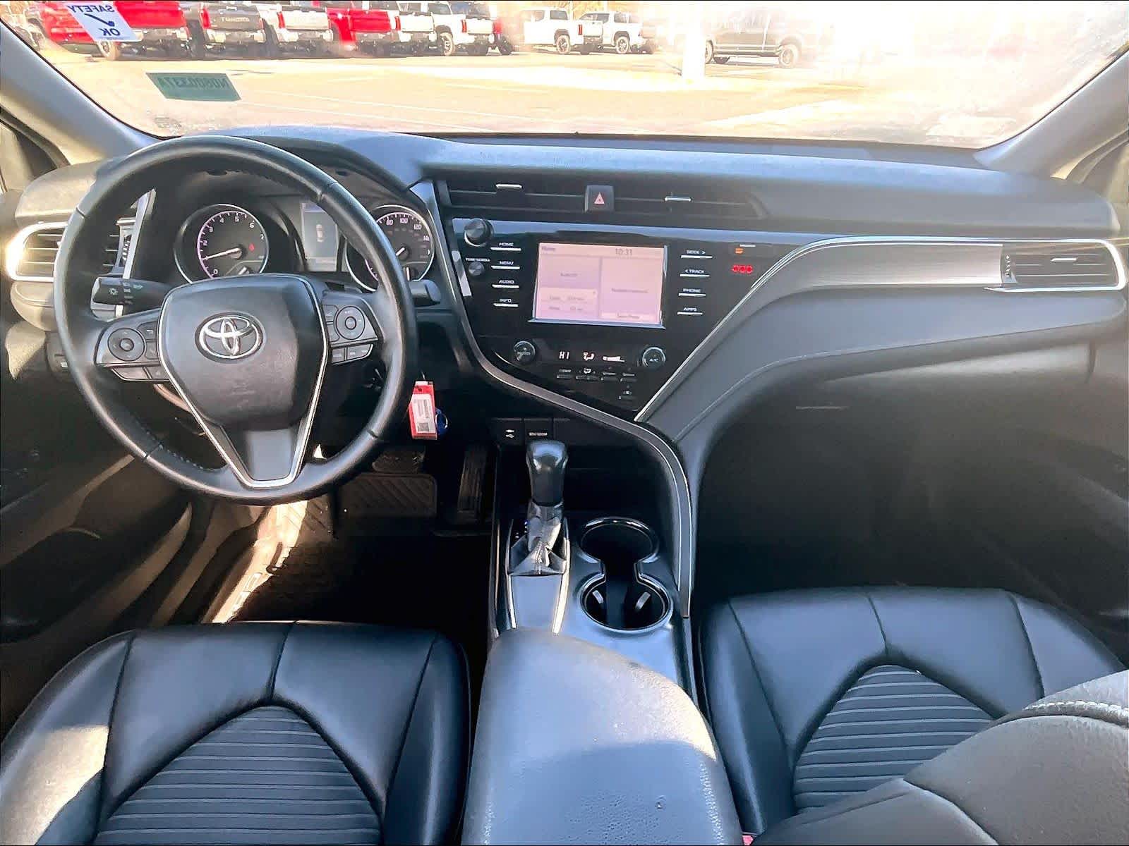 2018 Toyota Camry SE - Photo 21