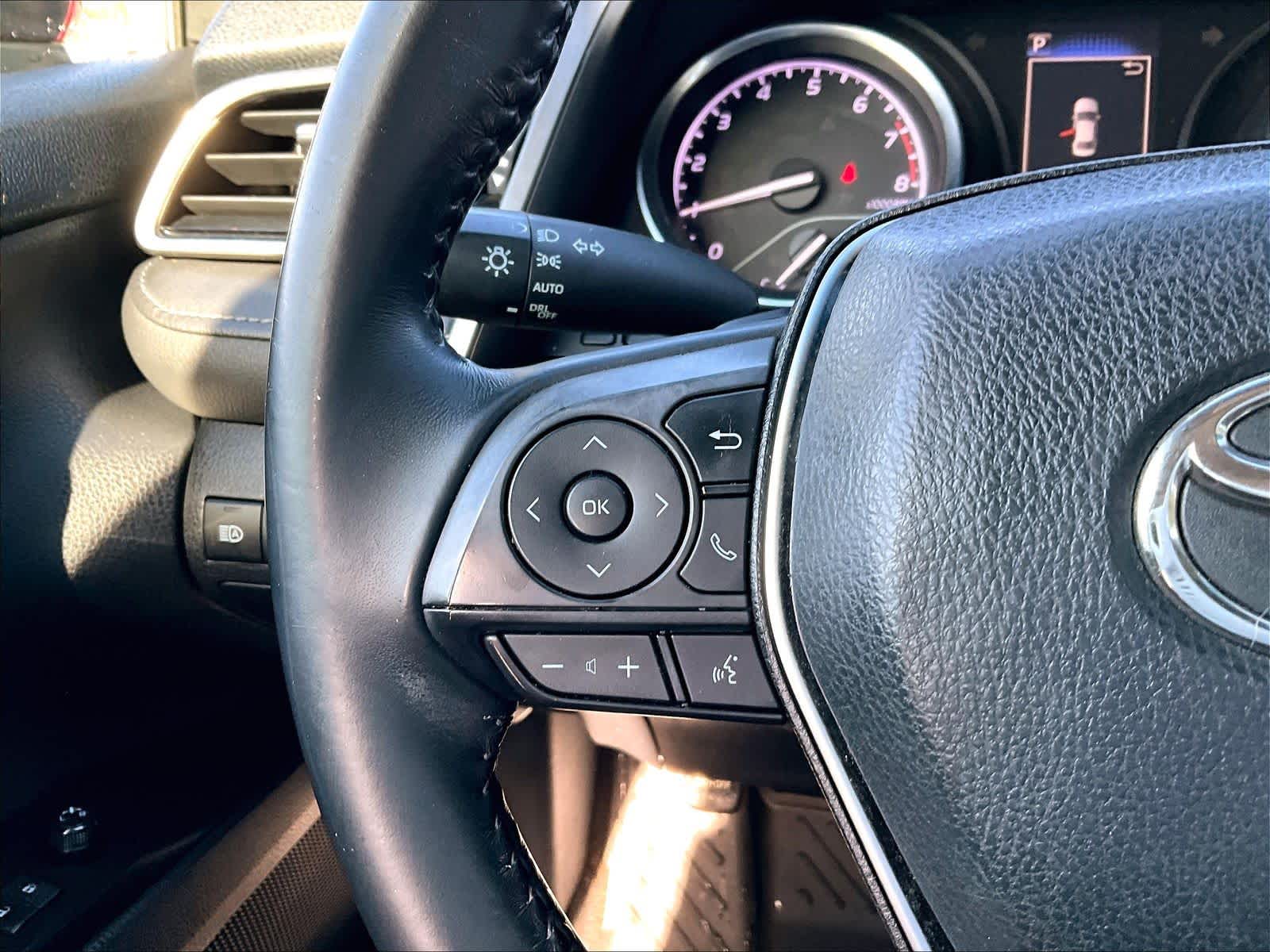 2018 Toyota Camry SE - Photo 22