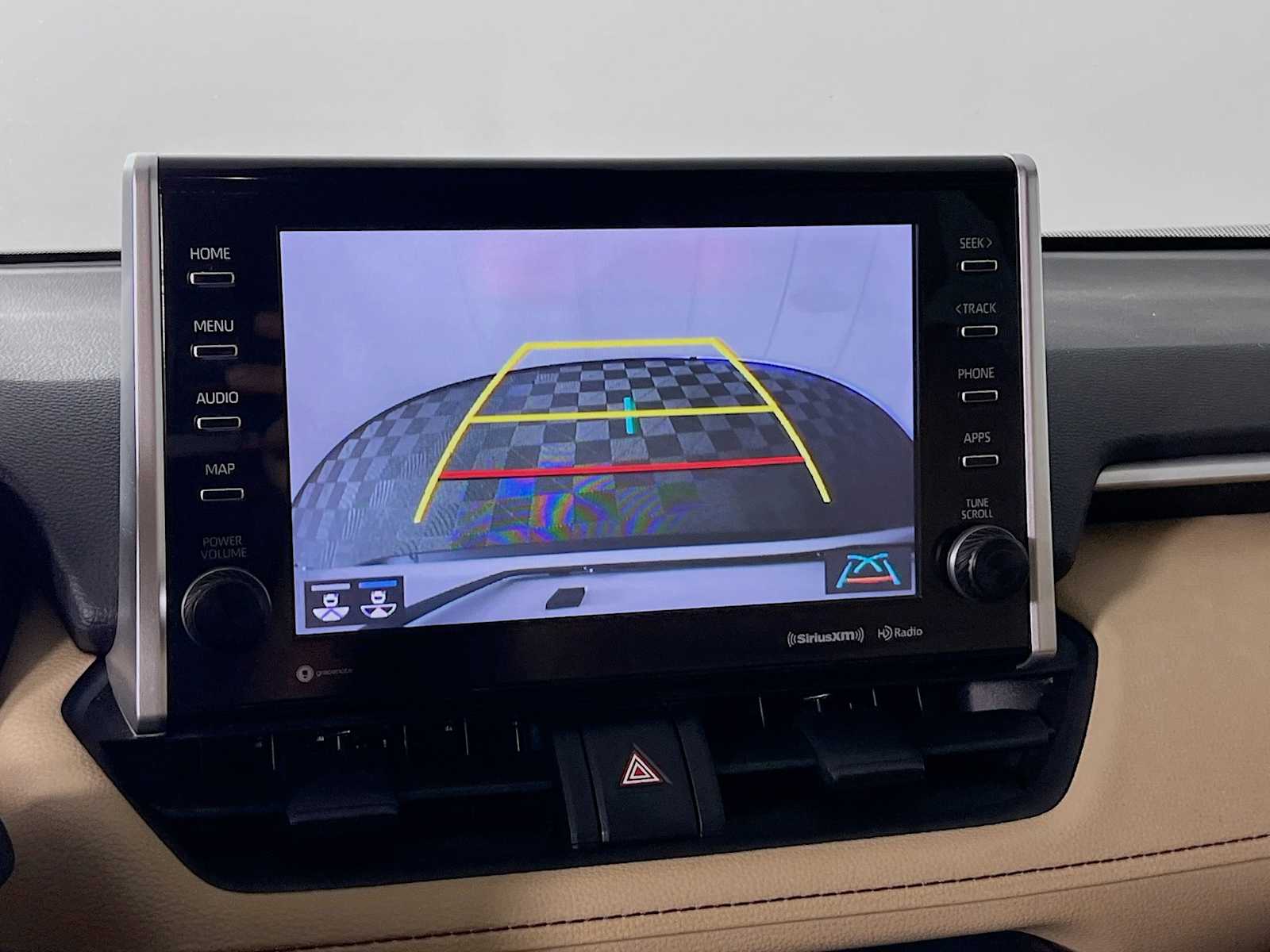 2022 Toyota RAV4 XLE - Photo 13