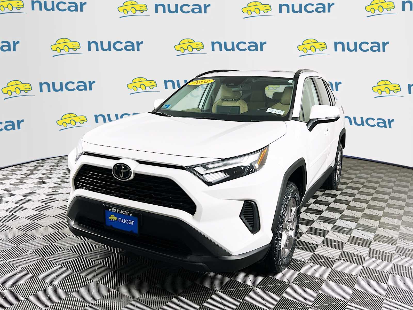 2022 Toyota RAV4 XLE - Photo 3