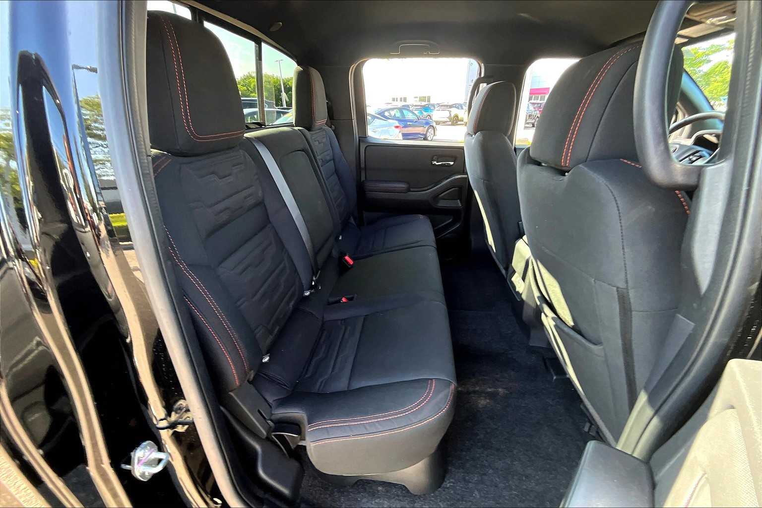 2024 Nissan Frontier PRO-4X - Photo 16