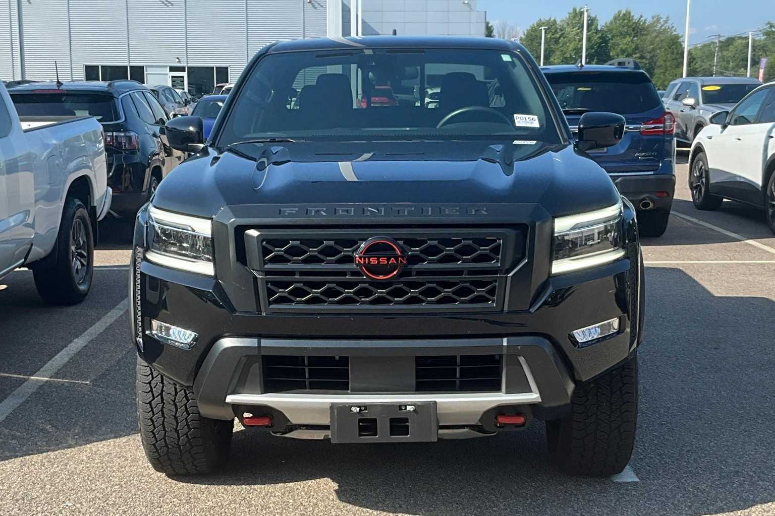 2024 Nissan Frontier PRO-4X - Photo 2