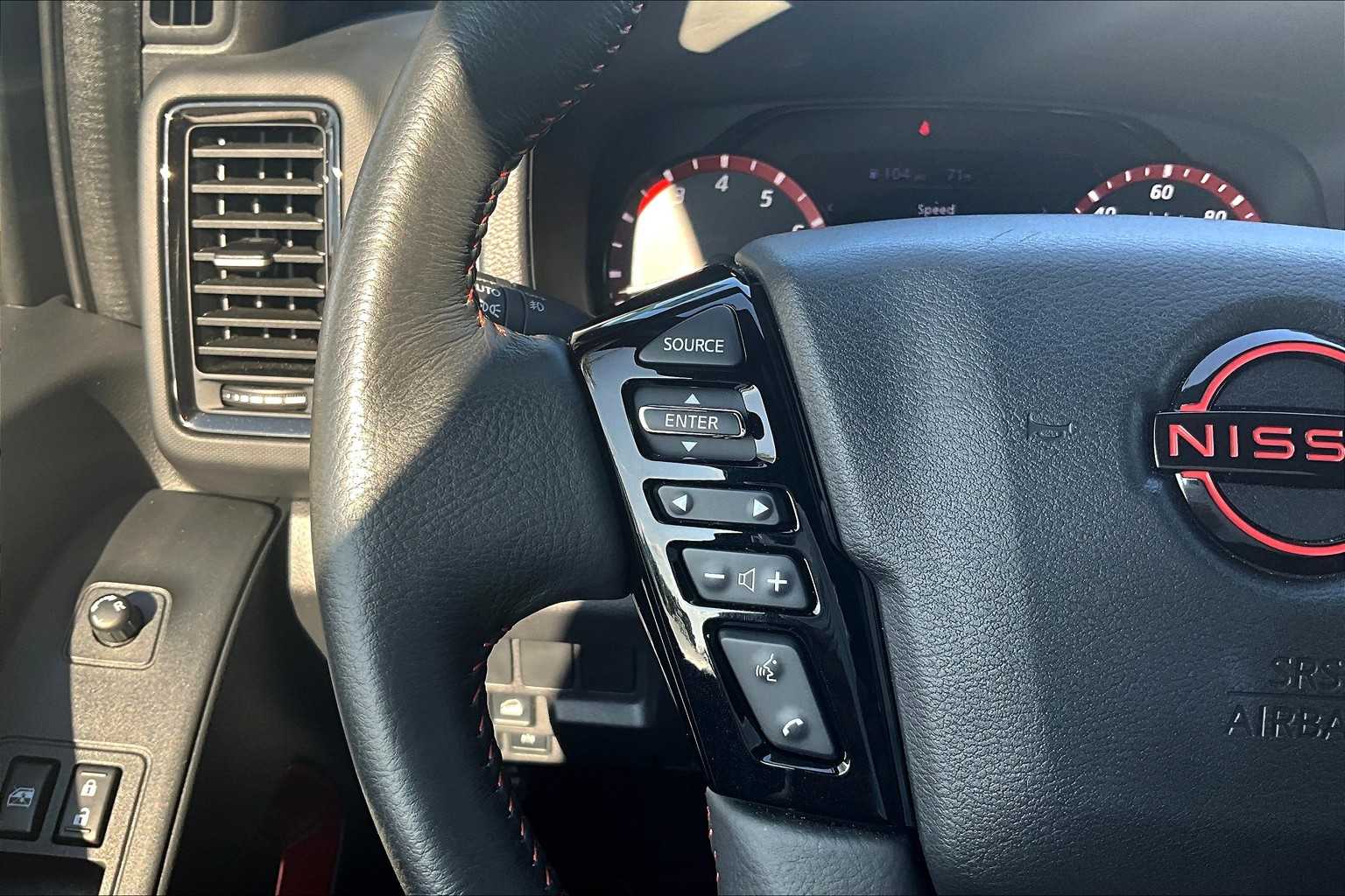 2024 Nissan Frontier PRO-4X - Photo 22