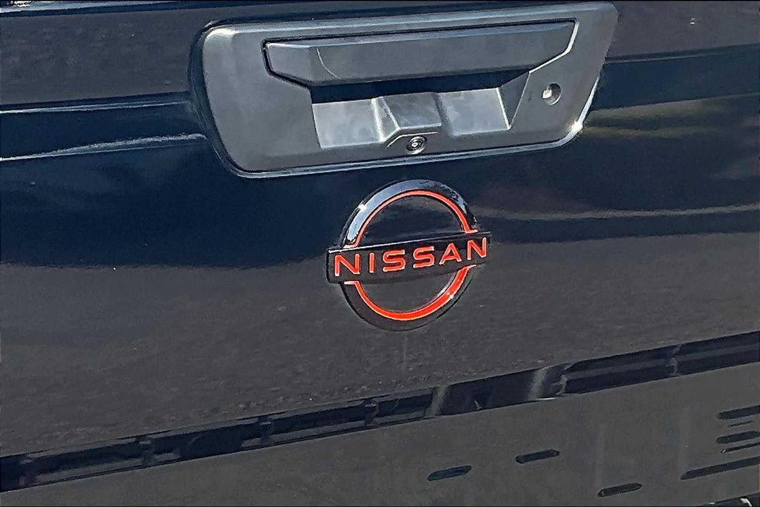 2024 Nissan Frontier PRO-4X - Photo 27