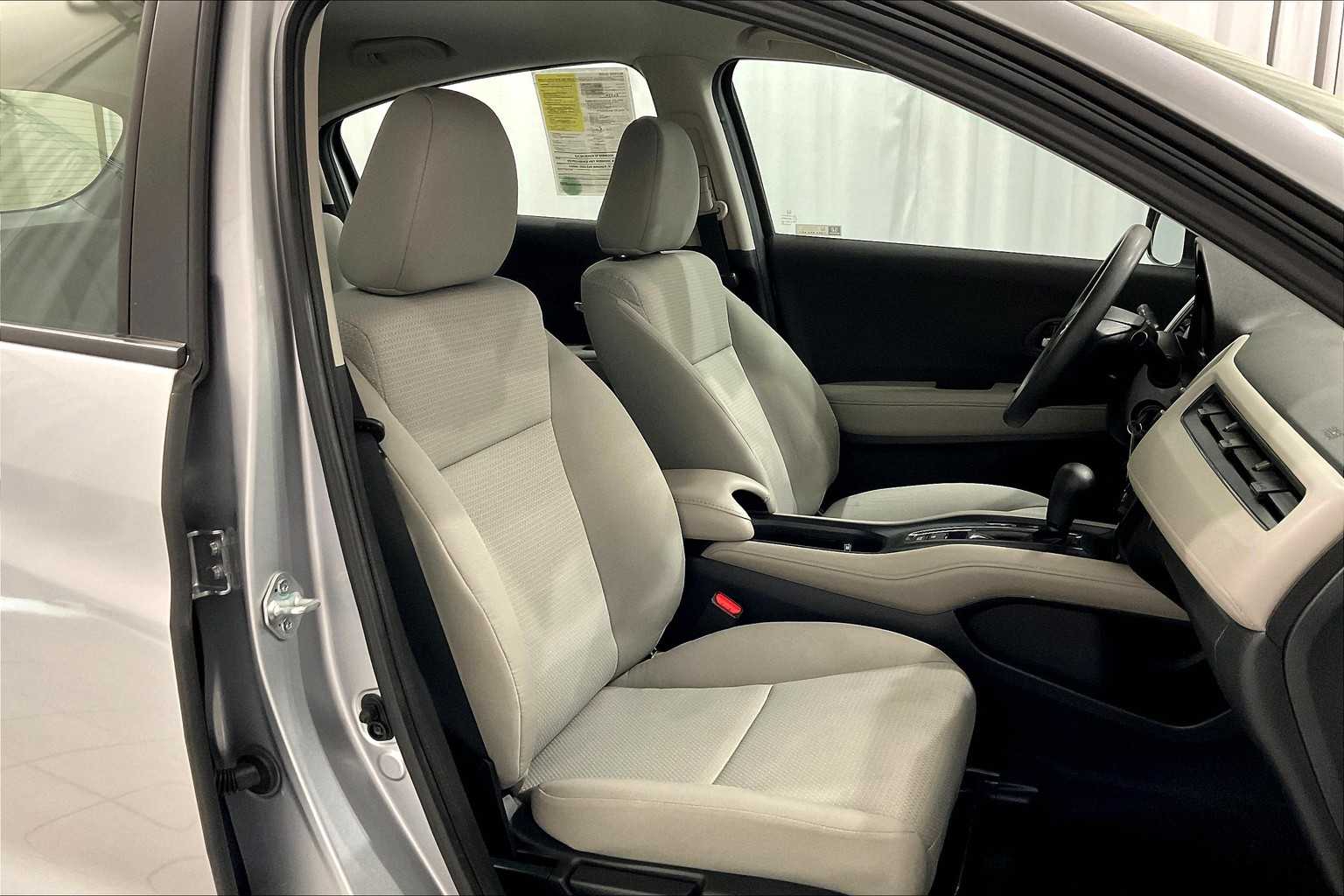2022 Honda HR-V LX - Photo 11