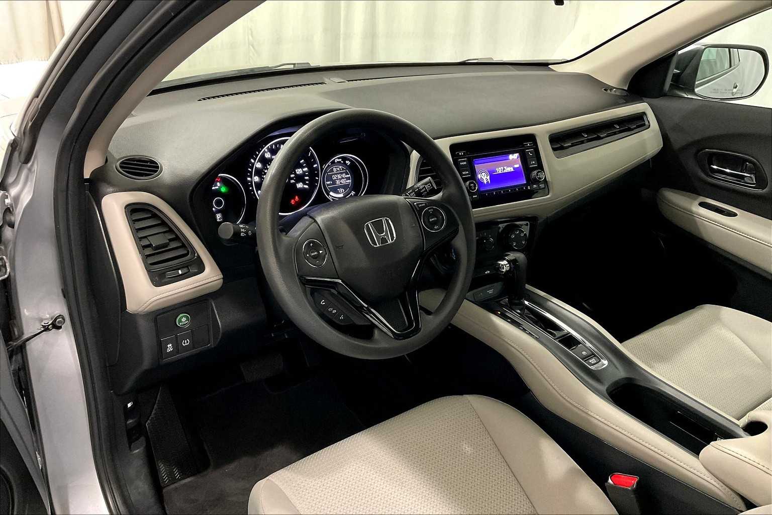 2022 Honda HR-V LX - Photo 8