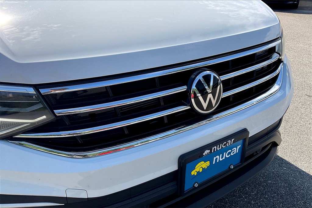 2022 Volkswagen Tiguan 2.0T SE - Photo 29
