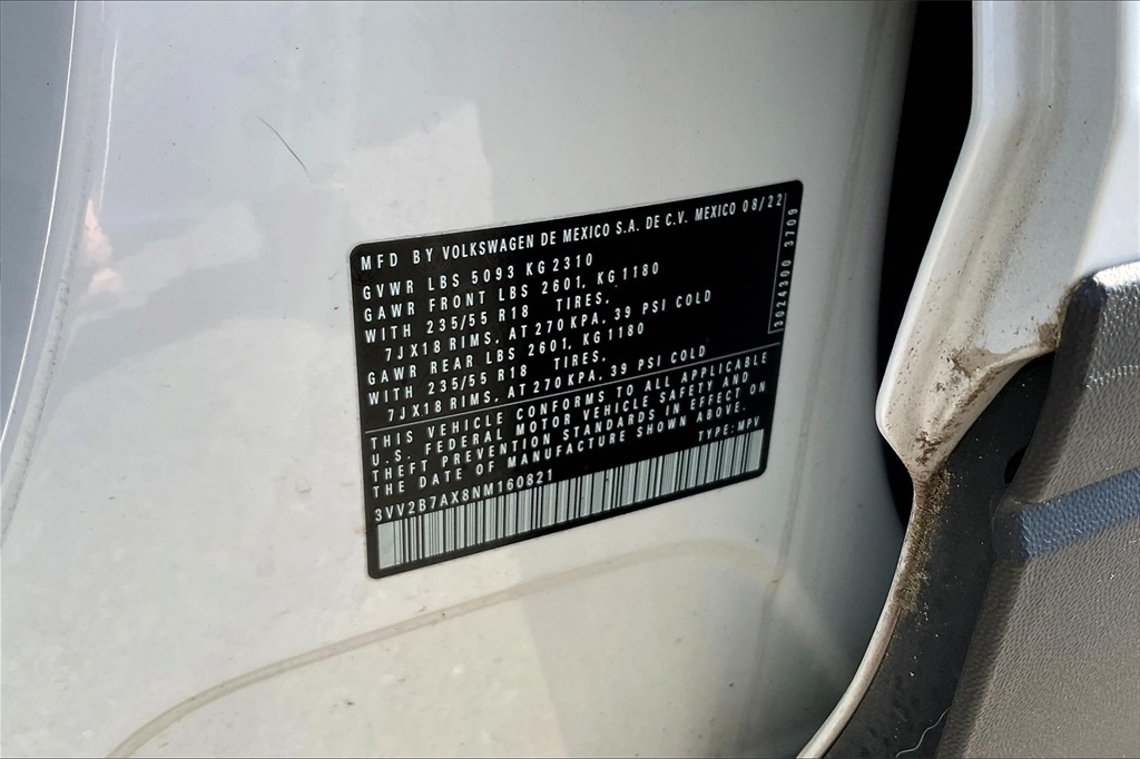 2022 Volkswagen Tiguan 2.0T SE - Photo 32