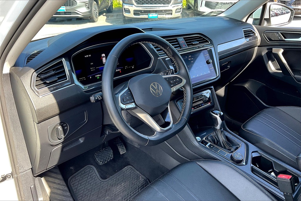 2022 Volkswagen Tiguan 2.0T SE - Photo 8