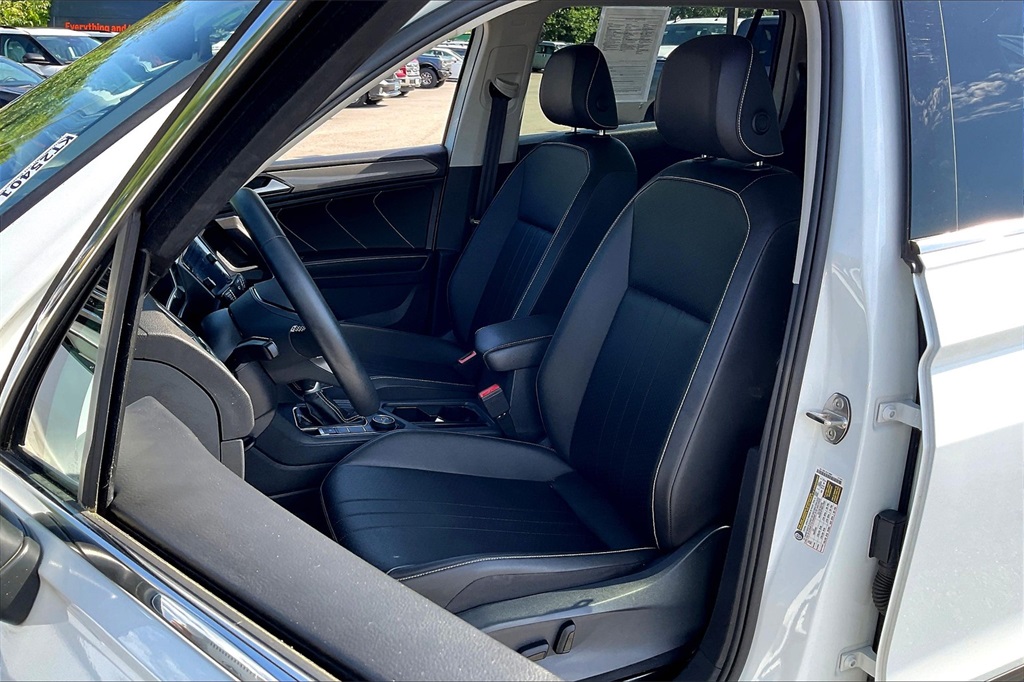 2022 Volkswagen Tiguan 2.0T SE - Photo 9