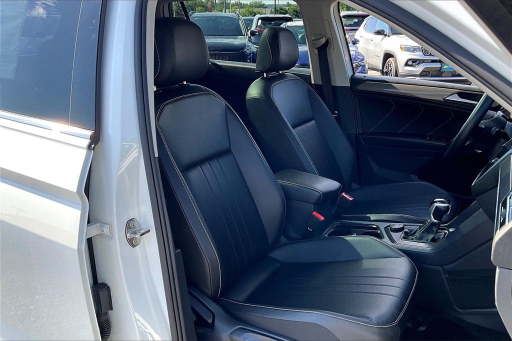 2022 Volkswagen Tiguan 2.0T SE - Photo 10