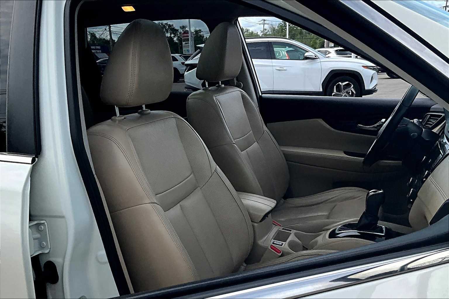 2018 Nissan Rogue SL - Photo 11