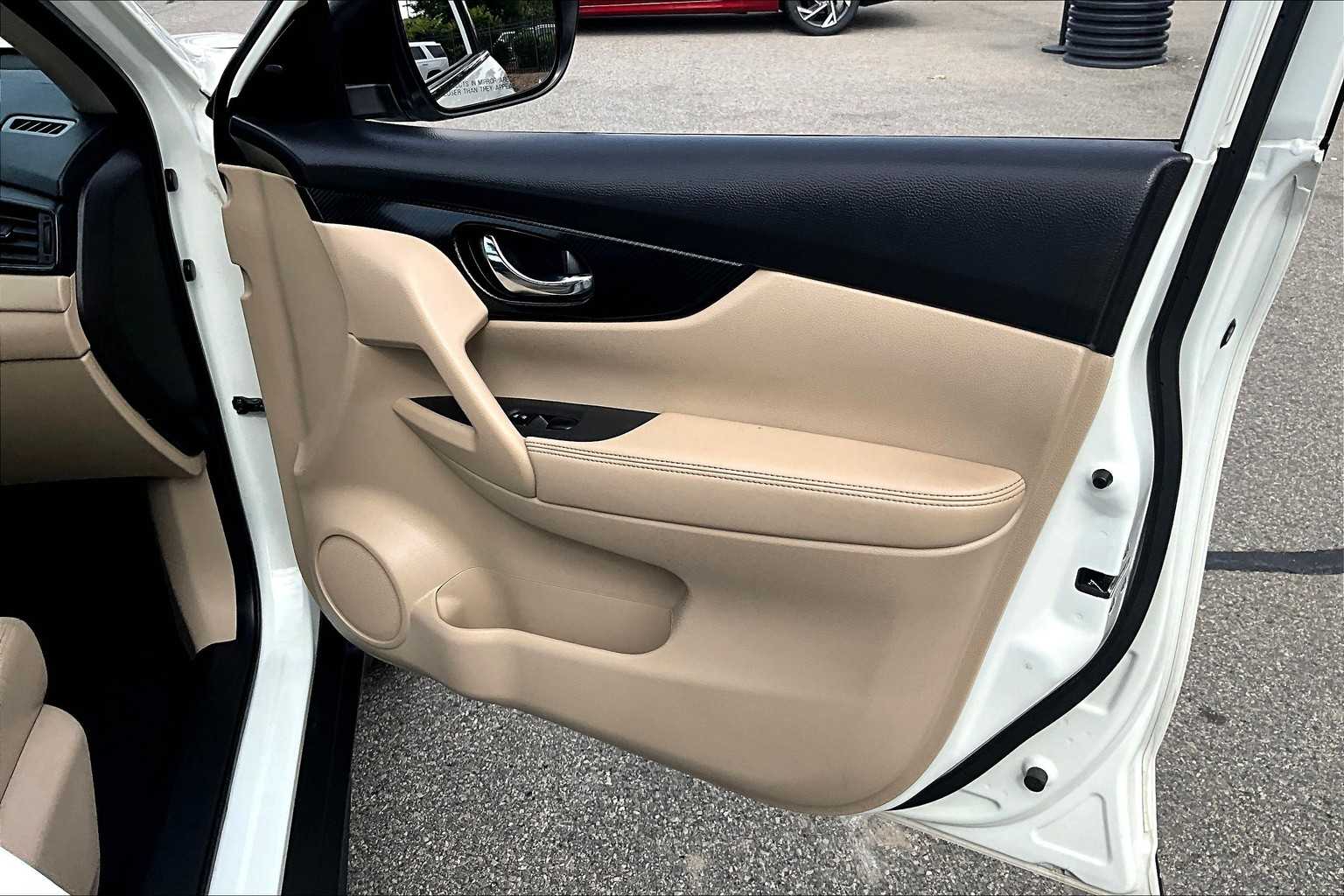 2018 Nissan Rogue SL - Photo 12
