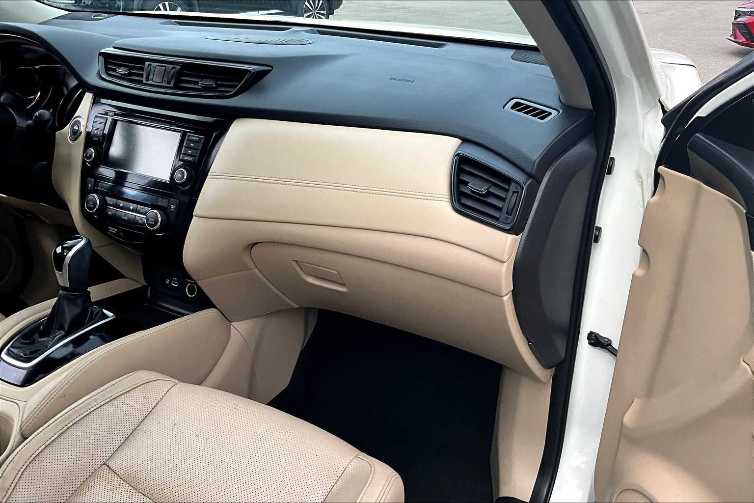 2018 Nissan Rogue SL - Photo 13