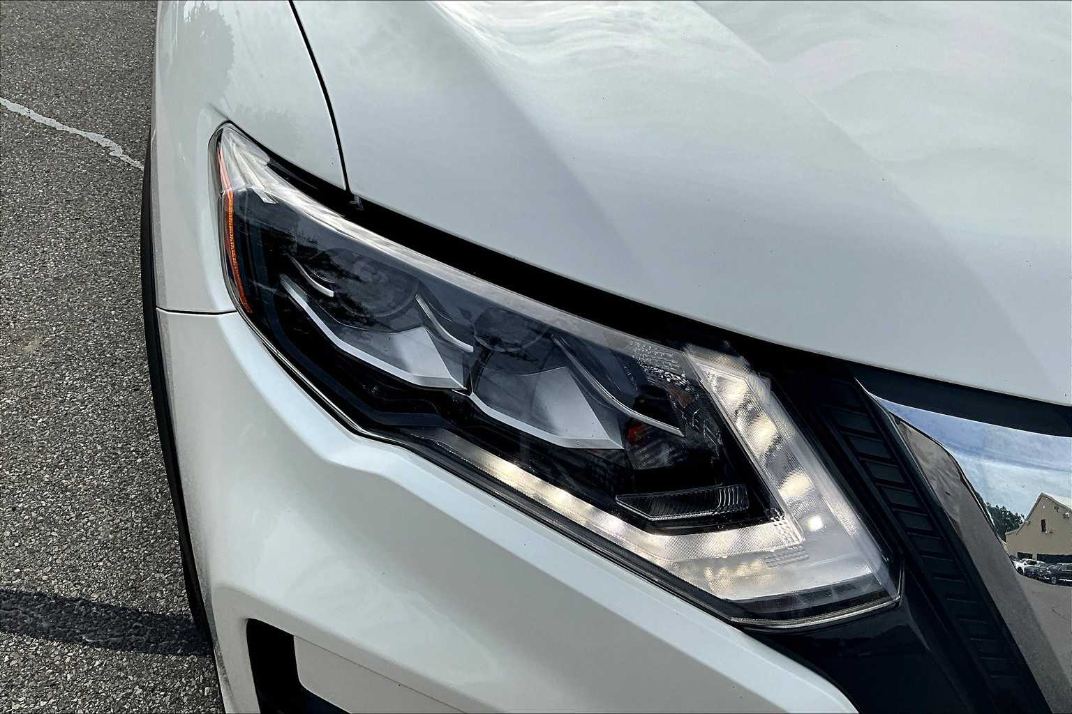 2018 Nissan Rogue SL - Photo 30