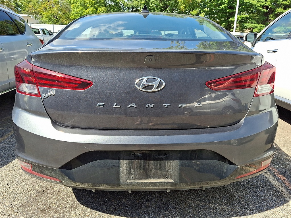 2020 Hyundai Elantra SEL - Photo 5