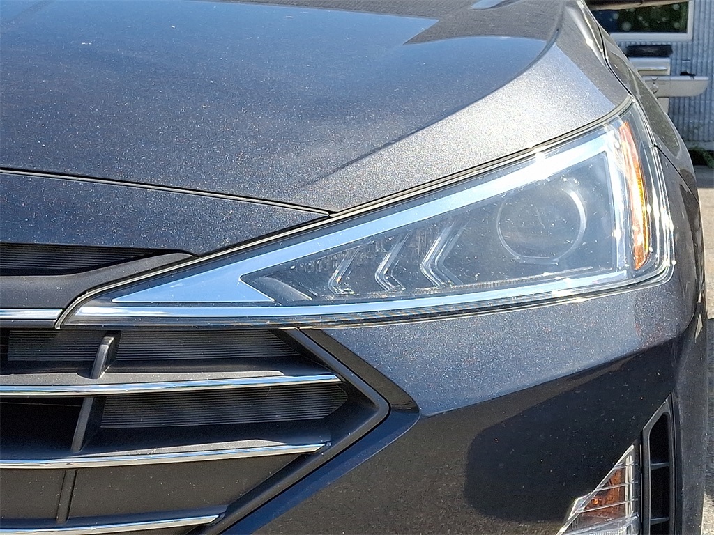 2020 Hyundai Elantra SEL - Photo 8