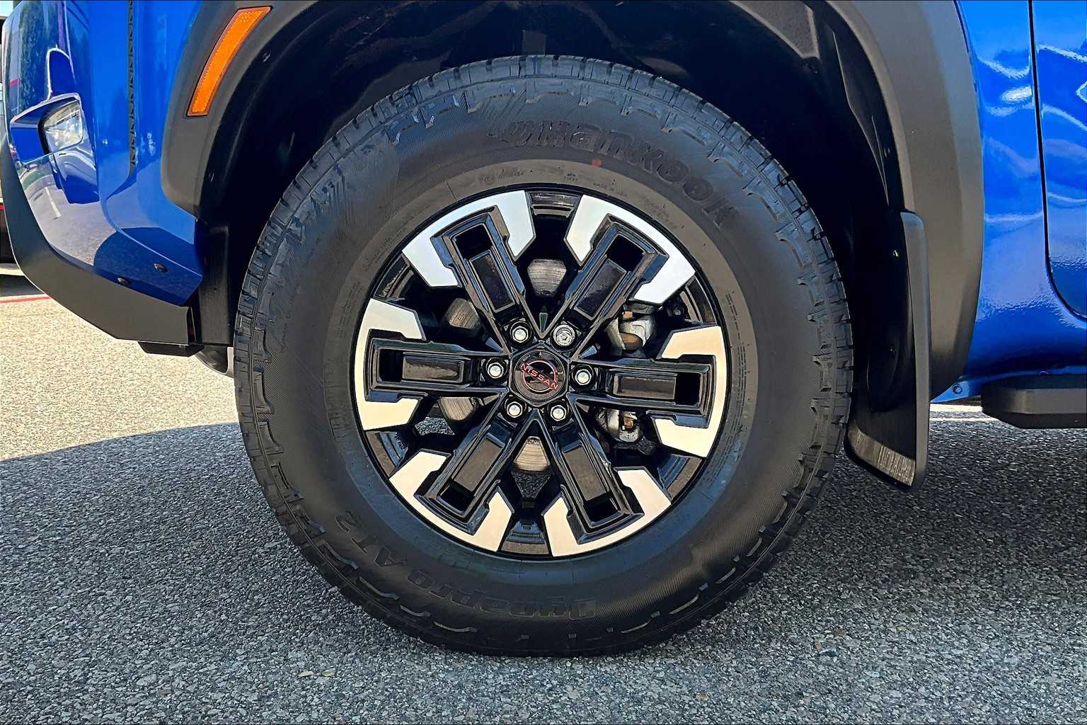 2024 Nissan Frontier PRO-4X - Photo 7