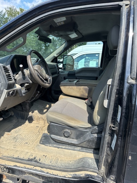 2019 Ford F-350SD XL - Photo 2